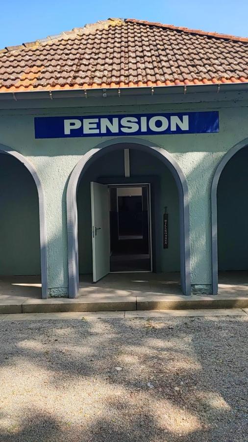 Pension Hopela Gotha Bagian luar foto